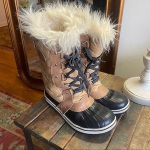 Kids Sorel boots